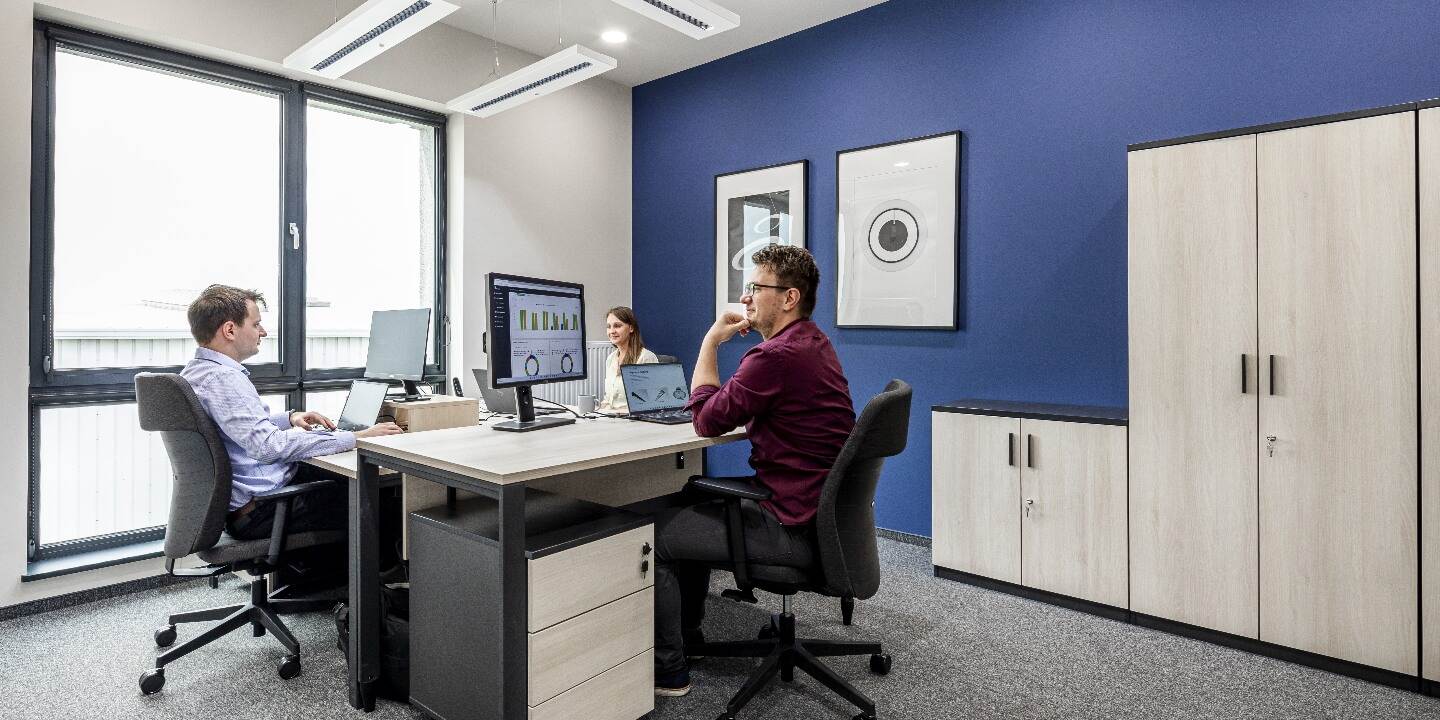 Nowa hala produkcyjna i biurowiec Lena Lighting