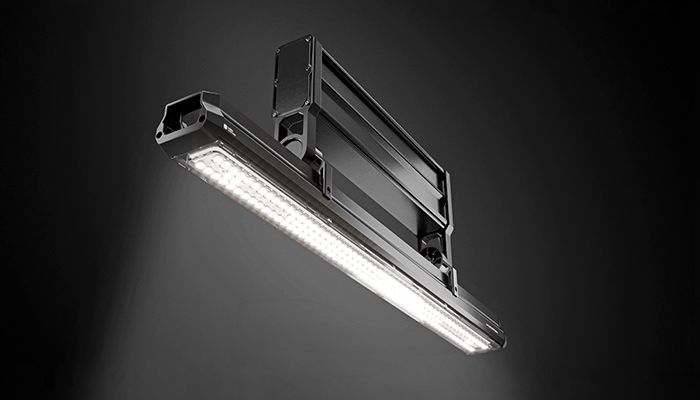 LINERO LED – maksimum światła i optymalizacja kosztów w oświetleniu przemysłowym