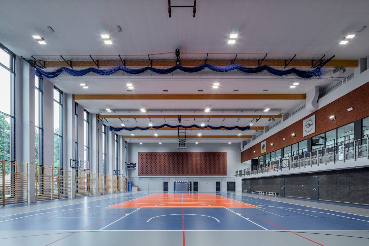 Sala Gimnastyczna w Gliwicach z oprawami Lena Lighting