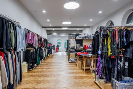 Lena Lighting- zdjęcie Zakątek Malucha w środku