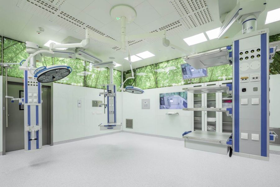 Wielkopolskie Centrum Zdrowia Dziecka sala operacyjna clean room oprawy LED