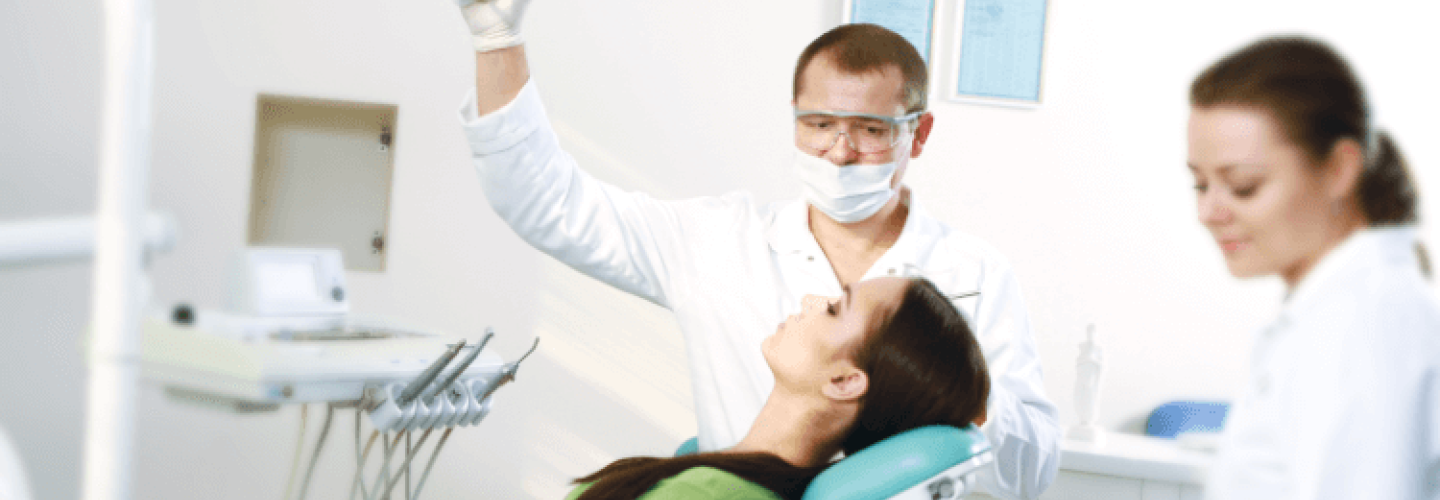 Lena Lighting gabinet dentystyczny