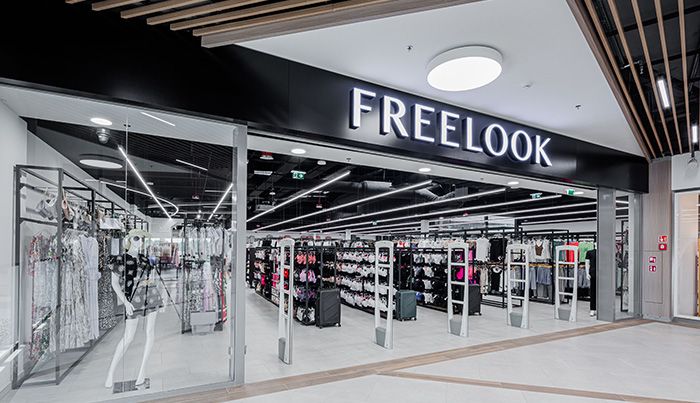 Salon Freelook we wrocławskim CH Marino z naszym oświetleniem